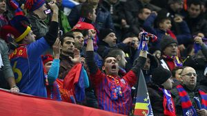 Steaua - Dinamo. 11.000 de bilete vândute pentru "Marele Derby". Campioana mai scoate la vânzare încă o tranșă de tichete, tot online