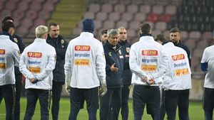 Marea surpriză a lui Mircea Lucescu în primul 11 pentru Bosnia - România. Decizia care poate cântări enorm