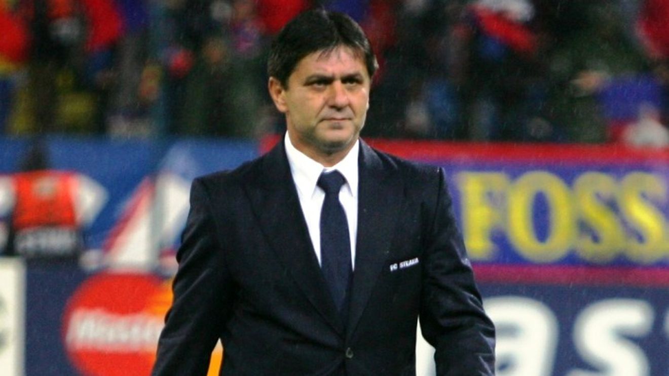 Lăcătuș: "Cu Rădoi în teren nu am fi pierdut"