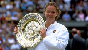 ATUNCI ȘI ACUM | Cum arată la 39 de ani Lindsay Davenport, fost lider mondial