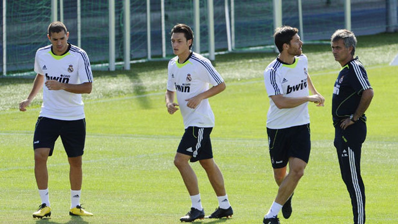 Mourinho poate lua după el jucători de 105 milioane de euro dacă pleacă în vară!** Trio-ul care o va părăsi pe Real Madrid pentru a fi alături de "The Special One":