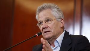 Pentru Răzvan Burleanu a fost prea mare efortul! Ladislau Boloni s-a înțeles cu o echipă din Franța. Anunțul făcut de L'Equipe