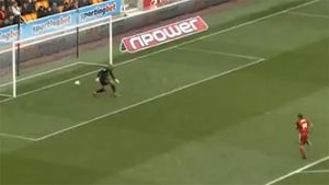 Nu se poate mai rău de atât!** VIDEO Autogol de tot râsul, gest necugetat, deznodământ dramatic