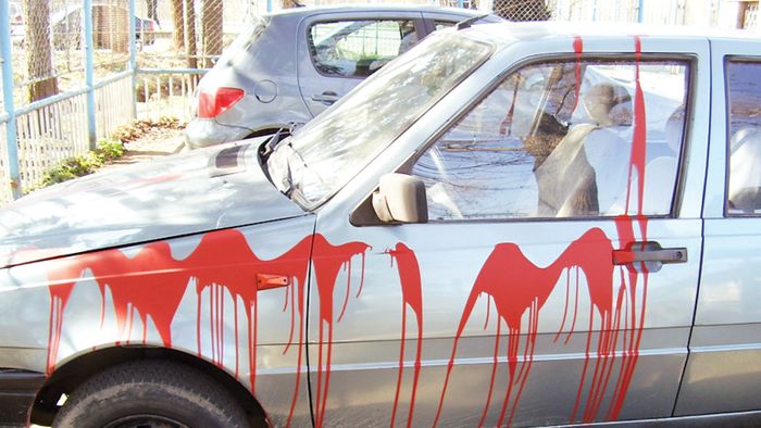 Antrenorul de la FCM Câmpina și-a găsit mașina vandalizată!