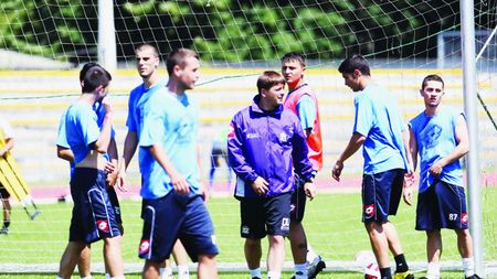 Se mută la Petrolul?** Ultima AROGANȚĂ‚ gândită de Iancu pentru a crește valoarea jucătorilor lui Poli