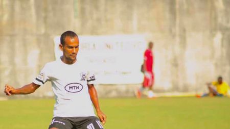 Dezbateri aprinse despre camerunezul de 17 ani care pare mai bătrân ca Dawa de la FCSB! „Eu zic că mai crește”