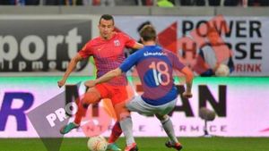 Steaua extraterestră: "Am fost magnifici, de talia Barcelonei"** Mesajul lui Becali pentru Borcea
