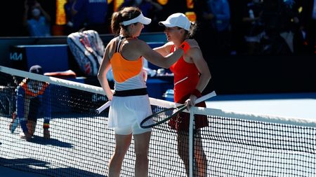 Surpriză de proporții! Ultima jucătoare care a învins-o pe Simona Halep la Australian Open, recompensată cu wild card pentru ediția 2024. La cine merg celelalte invitații