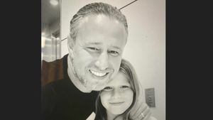 Laurenţiu Reghecampf l-a adus pe fiul său să joace la Universitatea Craiova! „Nu l-am obligat, nu am tras de el deloc” | EXCLUSIV