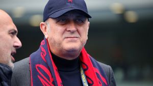 Lovitura lui Dan Şucu. Ia 20 de milioane de euro de la AC Milan