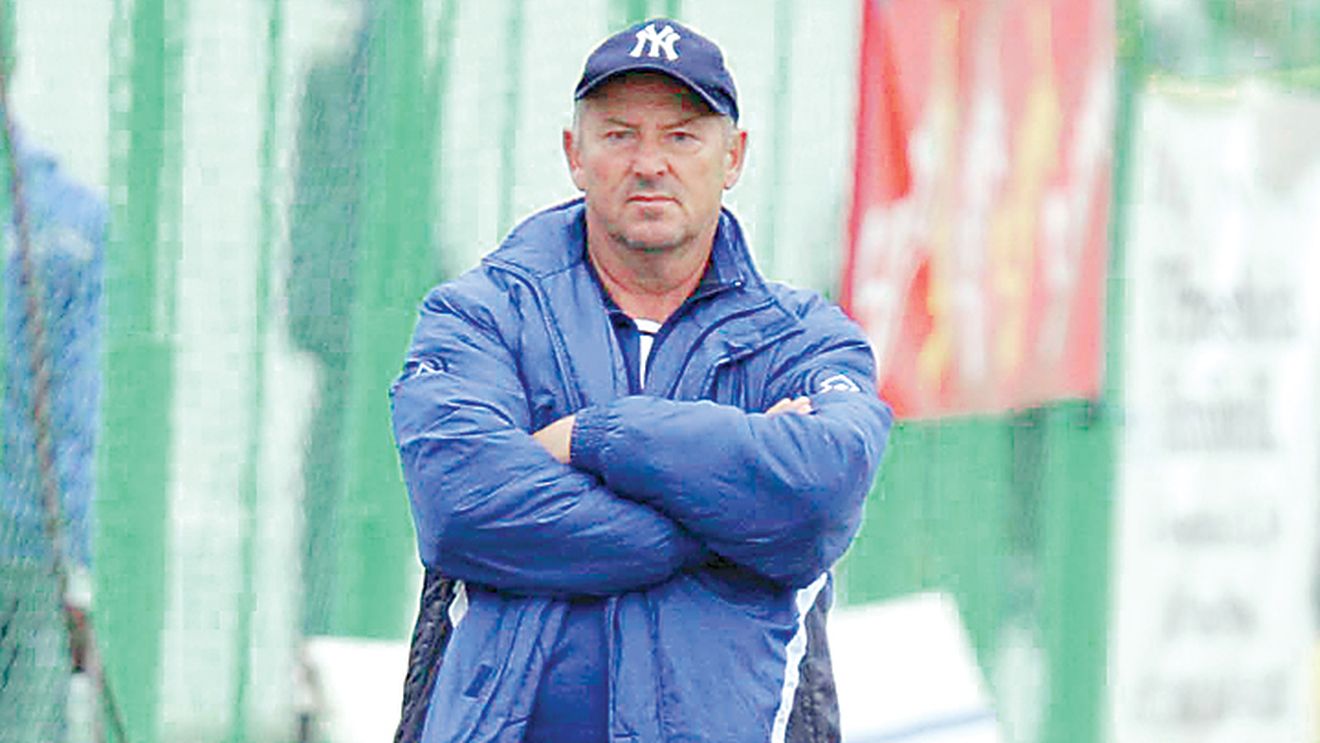 Sdrobiș: „Chivu, se răsucește taică-tău în mormânt!"