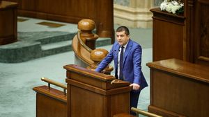 Ministrul MApN e gata să lupte pentru promovarea în Superliga după ce se termină ancheta Corpului de Control la Steaua: „Nu există lege de la Dumnezeu”