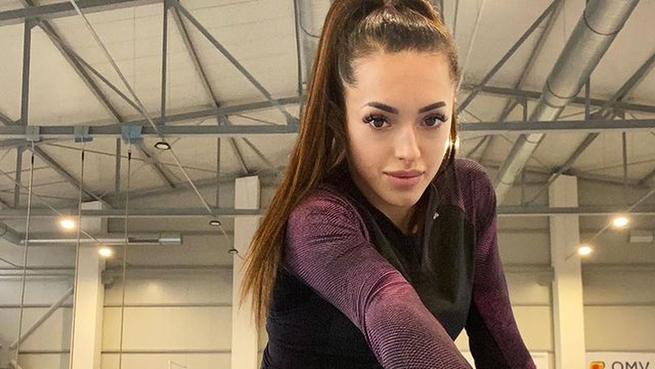 Larisa Iordache și-a schimbat meseria. „Mi se potrivește de minune" | GALERIE FOTO