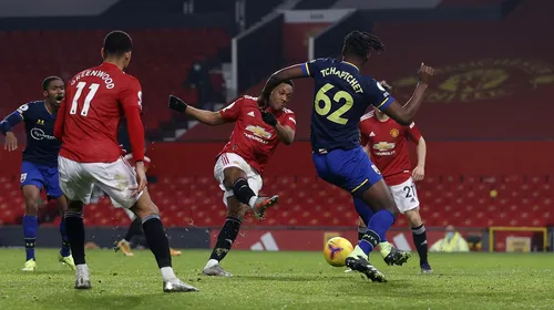 Le-au dat cu terenul în cap! „Diavolii roșii”, victorie istorică în duelul cu Southampton. Manchester United a câștigat cu 9-0 și a egalat rivala City în fruntea campionatului | VIDEO