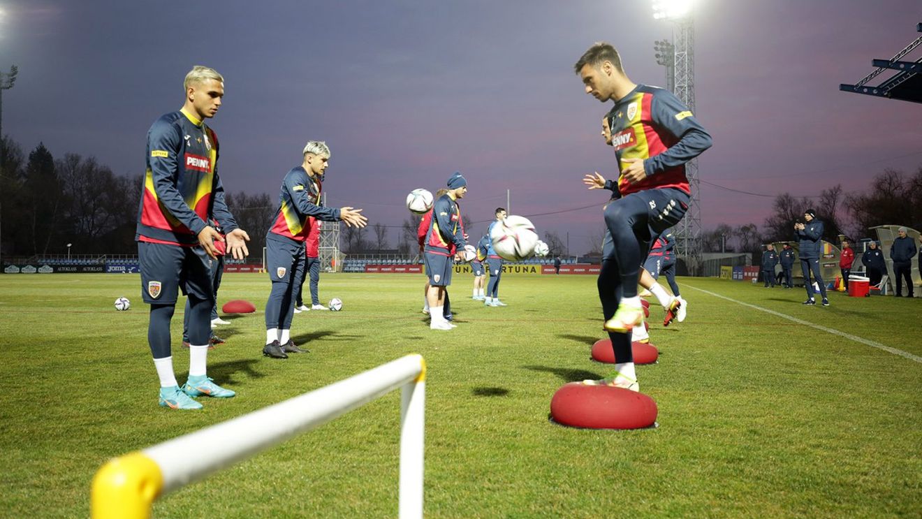 România, pusă la pământ de gripă înaintea meciului cu Grecia! Probleme mari pentru Edi Iordănescu: „Parcă e Crucea Roșie aici!”