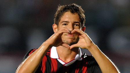 Transfer neașteptat pentru Alexandre Pato. Un nou pas înapoi făcut de fostul atacant al lui AC Milan