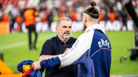 Se anunță „cutremur” la Tottenham! Englezii au făcut anunțul despre viitorul echipei lui Radu Drăgușin: „Poziția lui e serios amenințată!”