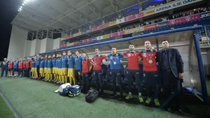 A jucat 23 de minute în dubla cu Muntenegru și Serbia. Cum a "digerat" Budescu decizia selecționerului