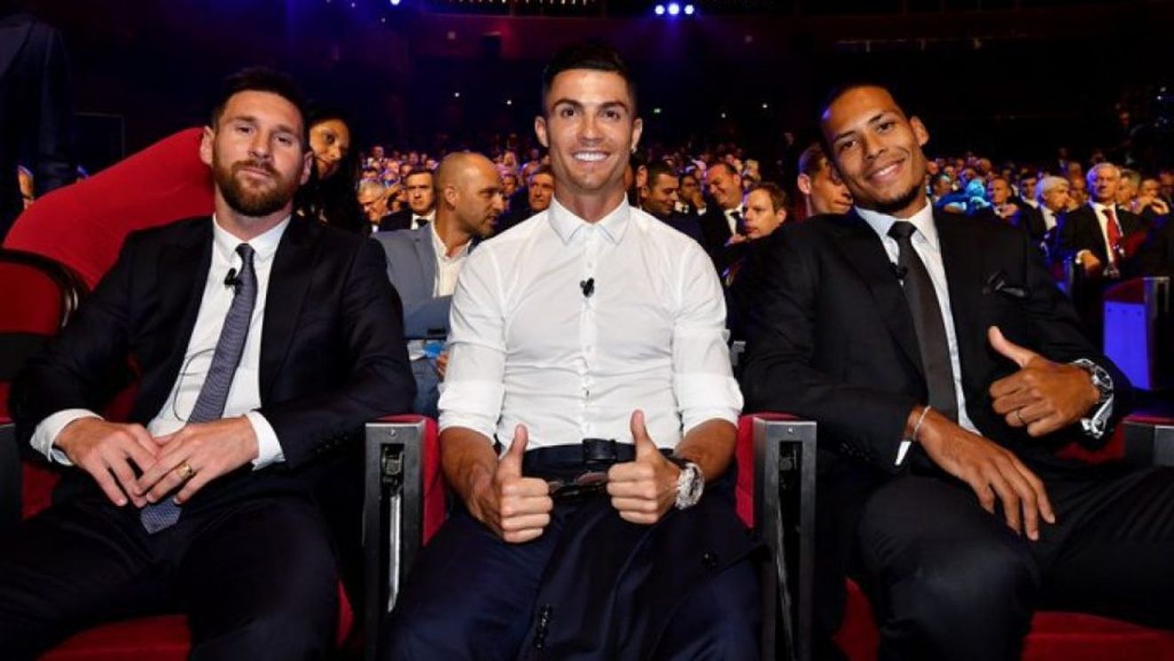 Cristiano Ronaldo, câștigătorul Balonului de Aur!? Anunț-șoc al presei din Italia: detaliile care dau de gol faptul că premiul e deja acontat | FOTO