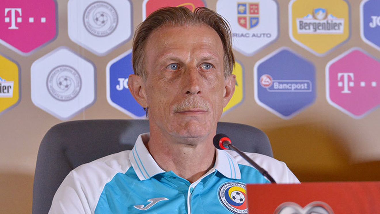 Christoph Daum a izbucnit în râs la conferința de presă: "Nici mama nu m-a întrebat asta!" La ce surprize trebuie să ne așteptăm pentru meciul cu Danemarca