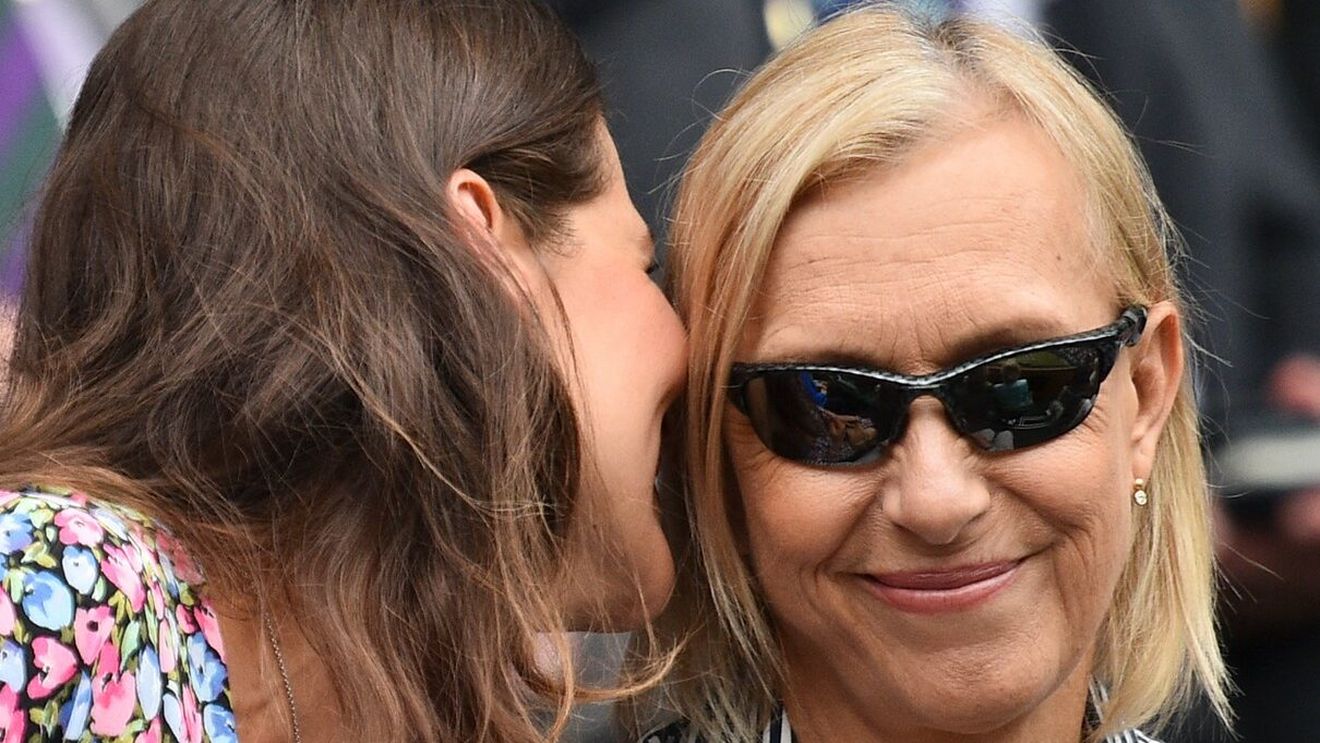 Legendara Martina Navratilova, scandal cu o politiciană pe tema căsătoriilor între persoane de același sex: „Contează pentru tine dacă soția mea e femeie?" | VIDEO