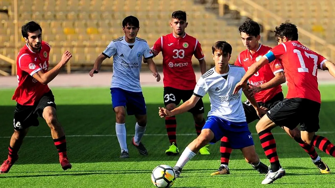 Faza pe care nu credeai că o să o vezi vreodată pe un teren de fotbal! Caz unic | VIDEO