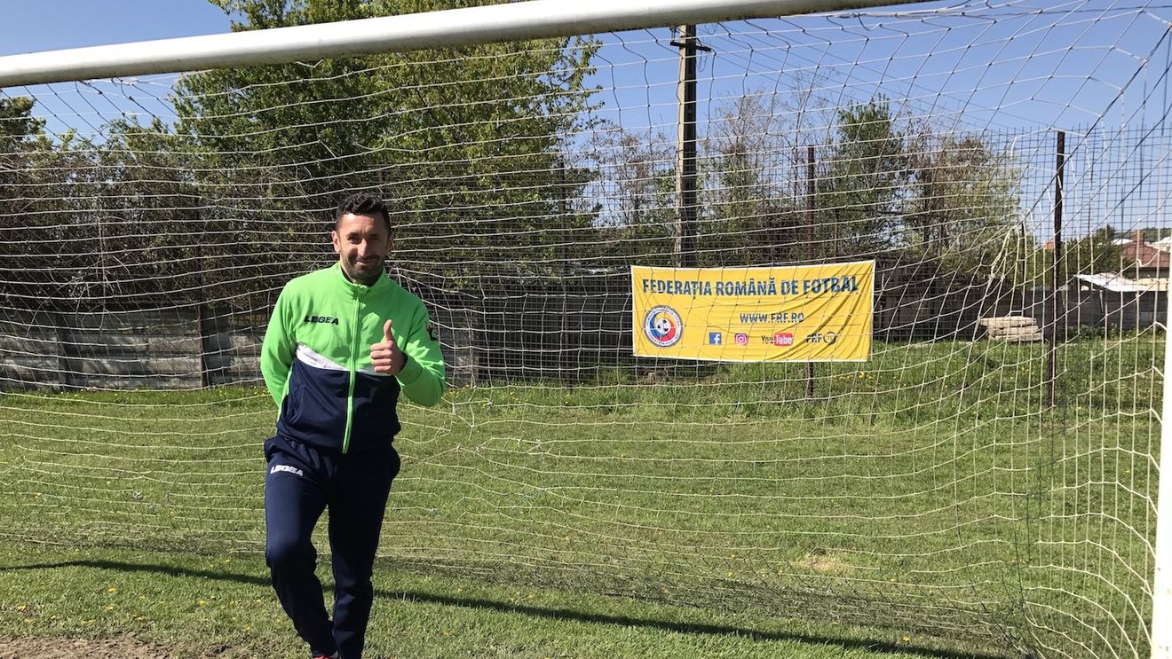 Echipa lui Gabriel Paraschiv îi face concurență celei a lui Nicolae Dică. Fost campion cu Oțelul are planuri mari pentru viitor: "Într-un an să dăm nu unul, ci mai mulți jucători la Liga 1"