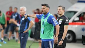 Nicolae Dică și-a felicitat jucătorii după FC U Craiova - FC Voluntari, dar îi ține în priză: „La fotbal nu există liniște!”