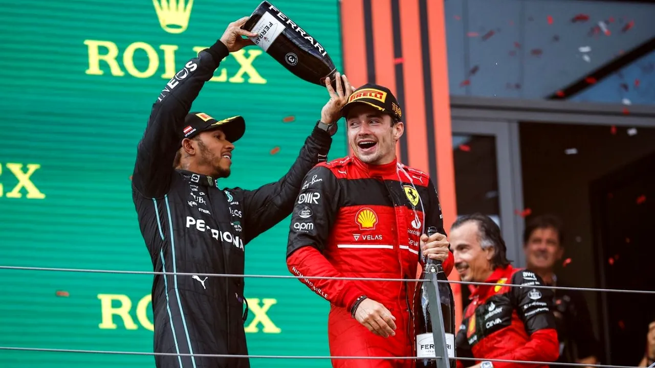 Trădarea care aruncă în aer Formula 1! Lewis Hamilton declanșează cea mai spectaculoasă afacere din istorie: vrea să plece de la Mercedes și să semneze cu Ferrari!