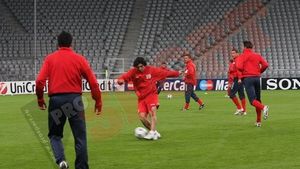 "Manipulatorii de meciuri" și "blatiștii"! Cum sunt prezentați CFR-iștii în Germania!