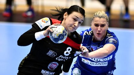 Cristina Neagu se antrenează în casă. „Împreună putem învinge acest virus!”