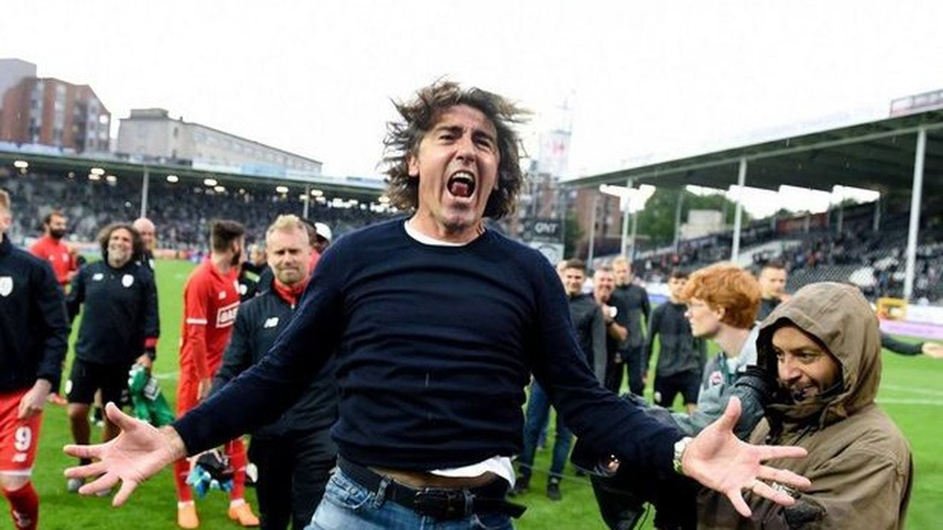 A adus Cupa și a terminat pe locul al doilea, dar a plecat imediat după finalul sezonului. Motivul mai puțin întâlnit pentru care Standard s-a despărțit de Sa Pinto. Portughezul are mari șanse să antreneze un alt titular din naționala României