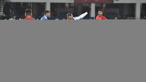 Turbulențe la echipă! Criticat public, președintele clubului l-a pus la zid pe fotbalist: "Dacă el caută țap ispășitor, atunci să se uite în oglindă. E foarte grav". Jucătorul riscă o amendă de până la 2.000 de euro