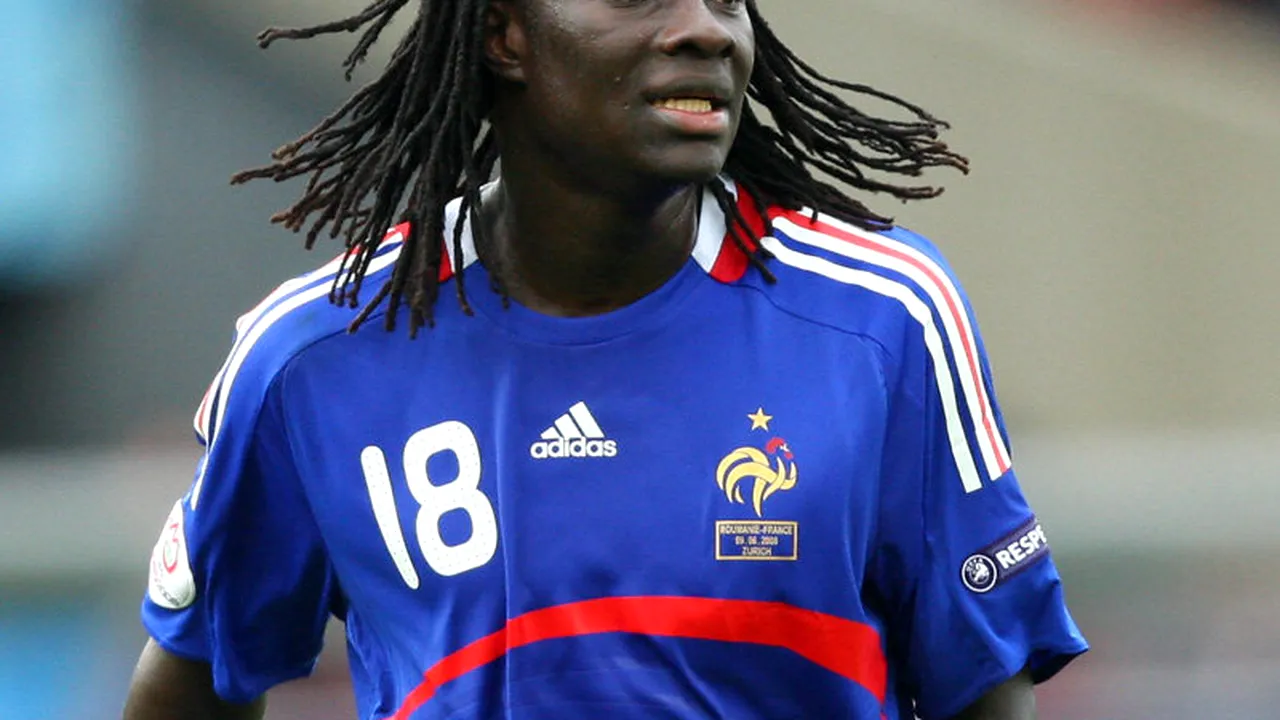 Probleme pentru Domenech! **Gomis a leșinat la antrenament!