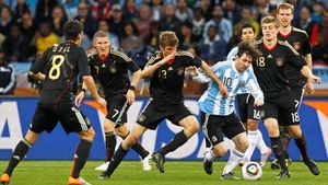 Low: "Am arătat un fotbal de clasă"** Lahm: "N-aș fi crezut că putem învinge cu scorul ăsta"