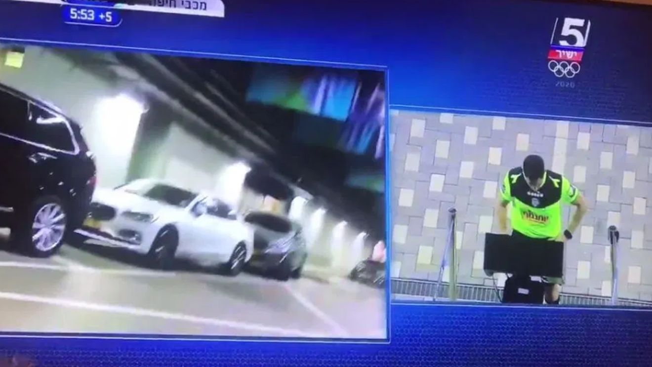 Faza săptămânii în fotbal! VIDEO. S-a cerut VAR, dar imaginile au stârnit amuzamentul. Ce s-a văzut pe ecran