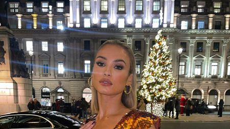 Viața de poveste pe care o are noua iubită a lui Kylian Mbappe! La 18 ani, Rose Bertram a plecat în SUA să își urmeze visul și a lucrat pentru cele mai mari branduri din industria modei | GALERIE FOTO