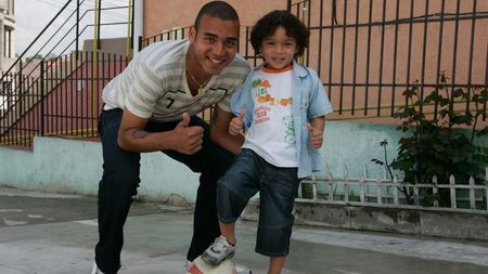 Poveste/ Alcantara,** fundașul-golgheter