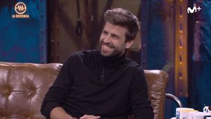 Pique, show în direct cu ironii pentru Real și Espanyol: "Le trimitem capete de porci, apoi îi dau afară din grupul de WhatsApp". Cum îi enervează pe ziariștii apropiați de Madrid și o poveste clasică cu Zlatan: "Toți am rămas împietriți!". VIDEO