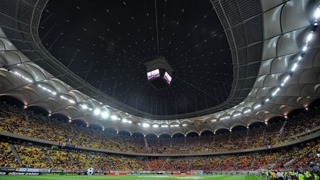 Cum au reacționat olandezii când au văzut unde se joacă Steaua-Twente:** "E diferit față de gunoiul pe care am fost ultima dată!"