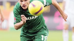 "Rapid este mai experimentată, dar Wolfsburg e mai valoroasă"