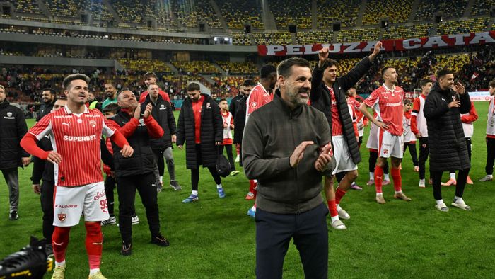 Dinamo transferă de la o echipă din play-off! Cu cine au bătut palma „câinii”