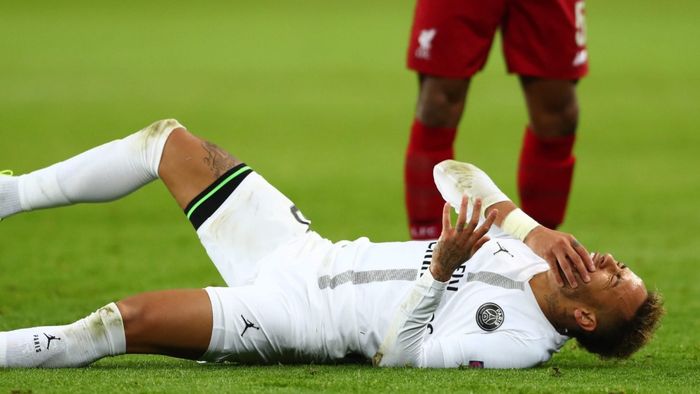 Toate tunurile pe Neymar. Liverpool a pierdut, dar Jurgen Kloop are altă nemulțumire: "E o nebunie și ăsta nu e fotbal!"