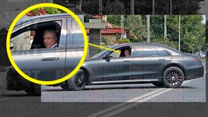 Marius Șumudică trece „dubla” fără frică! Rămas șomer, antrenorul a întors neregulamentar, în plină stradă, și și-a riscat permisul. FOTO EXCLUSIV