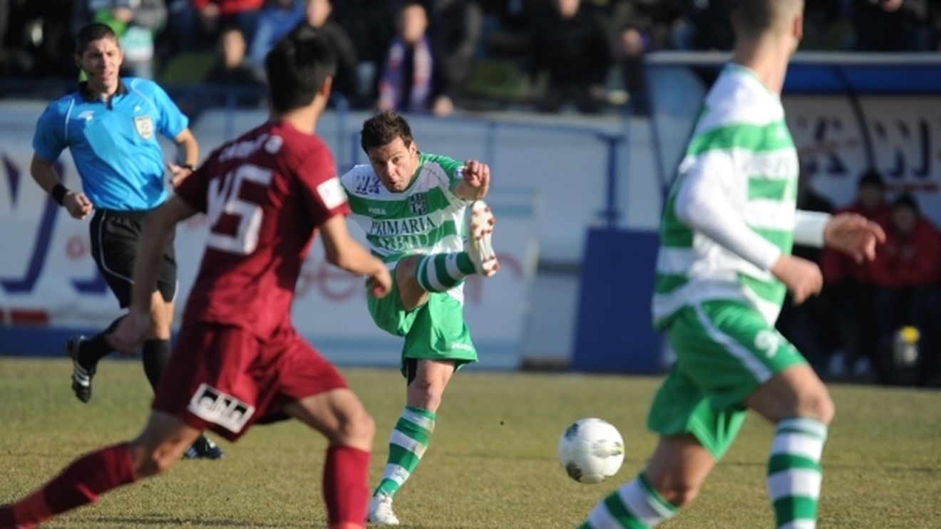 'Câinii' revin după ce sistaseră 'urmărirea' în iarnă!** EXCLUSIV El e mijlocașul care își face bagajele pentru Dinamo! E și pe lista Vasluiului