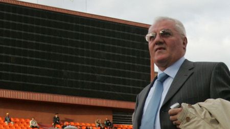 "Steaua are doar două-trei 'piese'**, n-are echipă europeană"