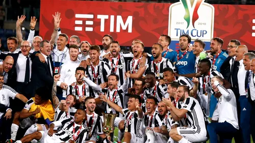 Juventus a spulberat-o pe Milan în finala Cupei și e la un pas să realizeze al patrulea event consecutiv. FOTO | Scenografie impresionantă afișată de „Curva Sud”