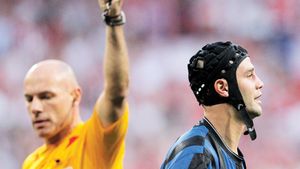 "Liga needucaților"!** Adi Mutu și Cristi Chivu, puși la zid de italieni