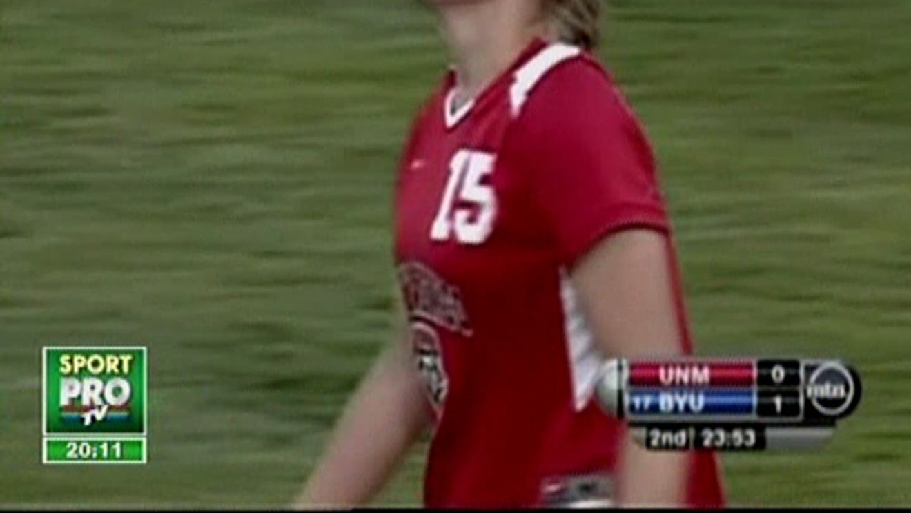 VIDEO** VEZI AICI ce poate să facă cea mai dură jucătoare de fotbal!