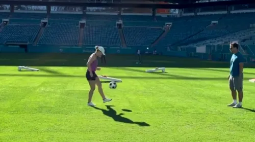 Simona Halep, lecție de fotbal pentru starurile lui Real Madrid și Barcelona! Ce a făcut pe stadionul din Miami | VIDEO